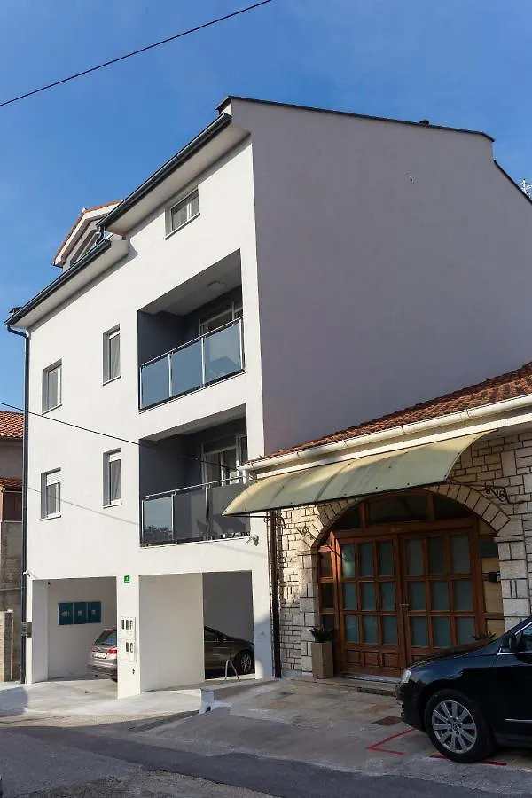 City Apartments Silver Pula 0*,