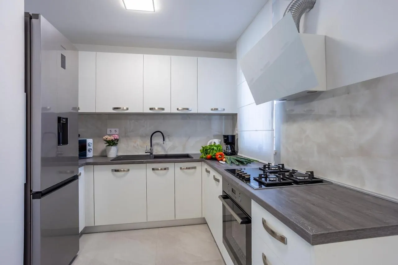 City Apartments Silver Pula 0*,  Croatia