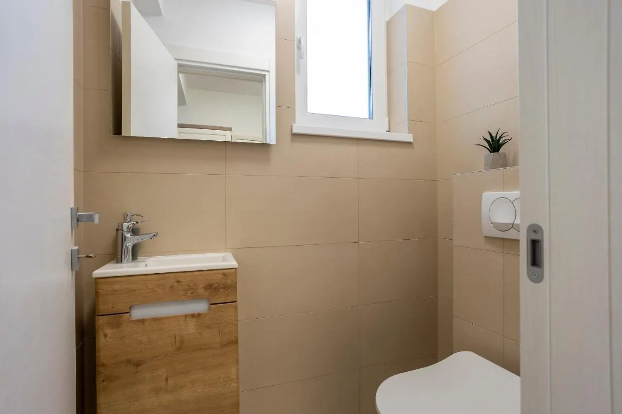 City Apartments Silver Pula
