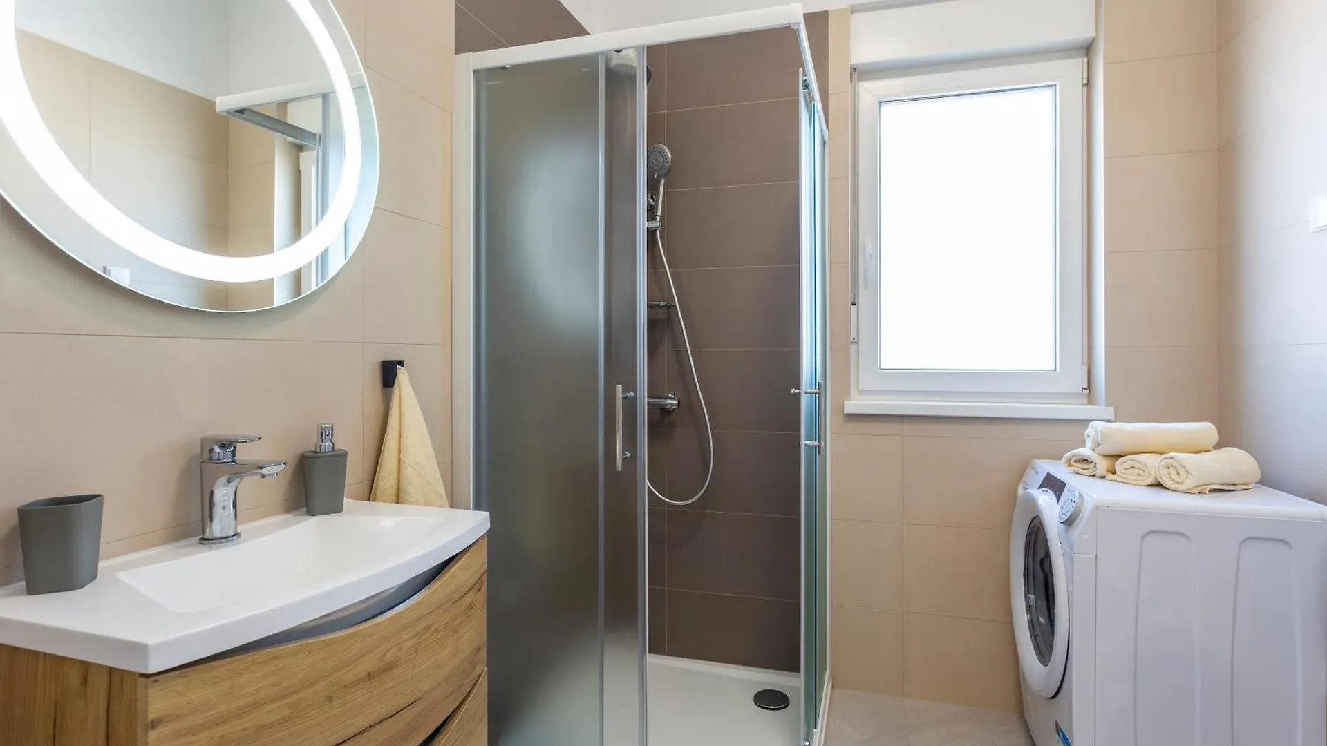 City Apartments Silver Pula 0*,  Croatia