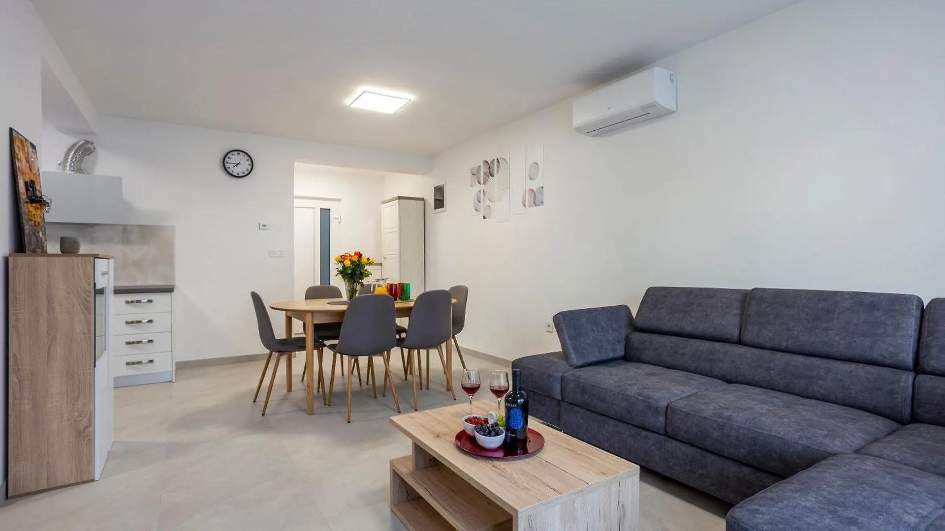 City Apartments Silver Pula