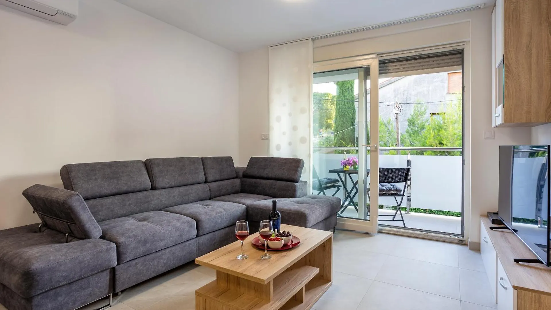 City Apartments Silver Pula